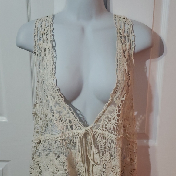 Beautiful lace vest jacket size XL ,new withot tag - Picture 3 of 6
